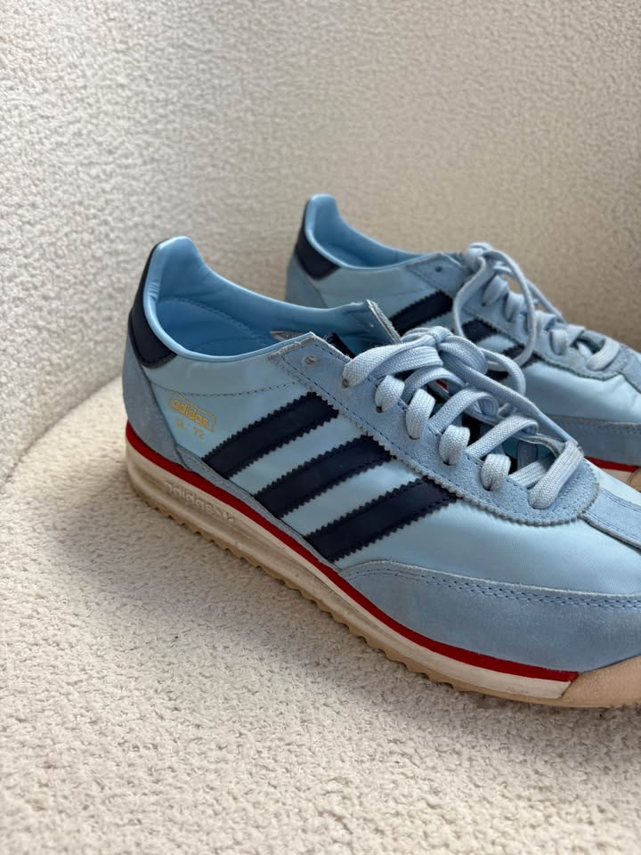 Adidas Runners - size 41 1/3