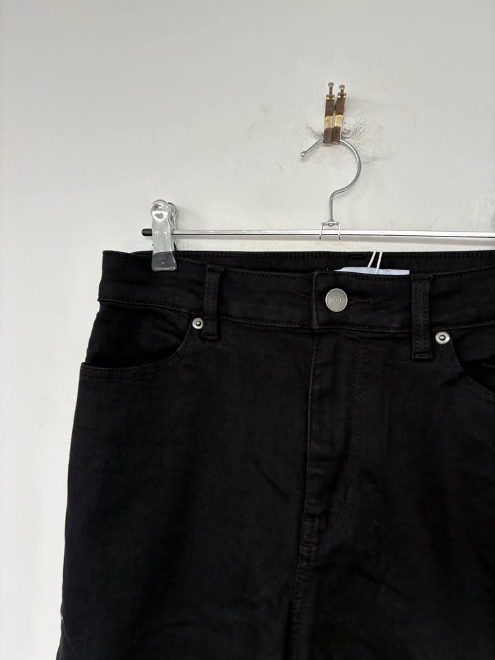 Ninepine Jeans - size small Bnwt