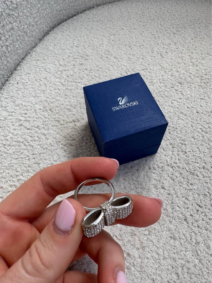 Swarovski Ring
