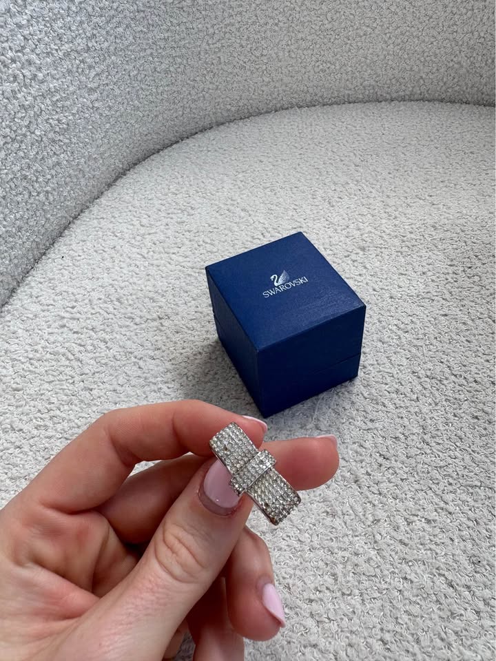 Swarovski Ring