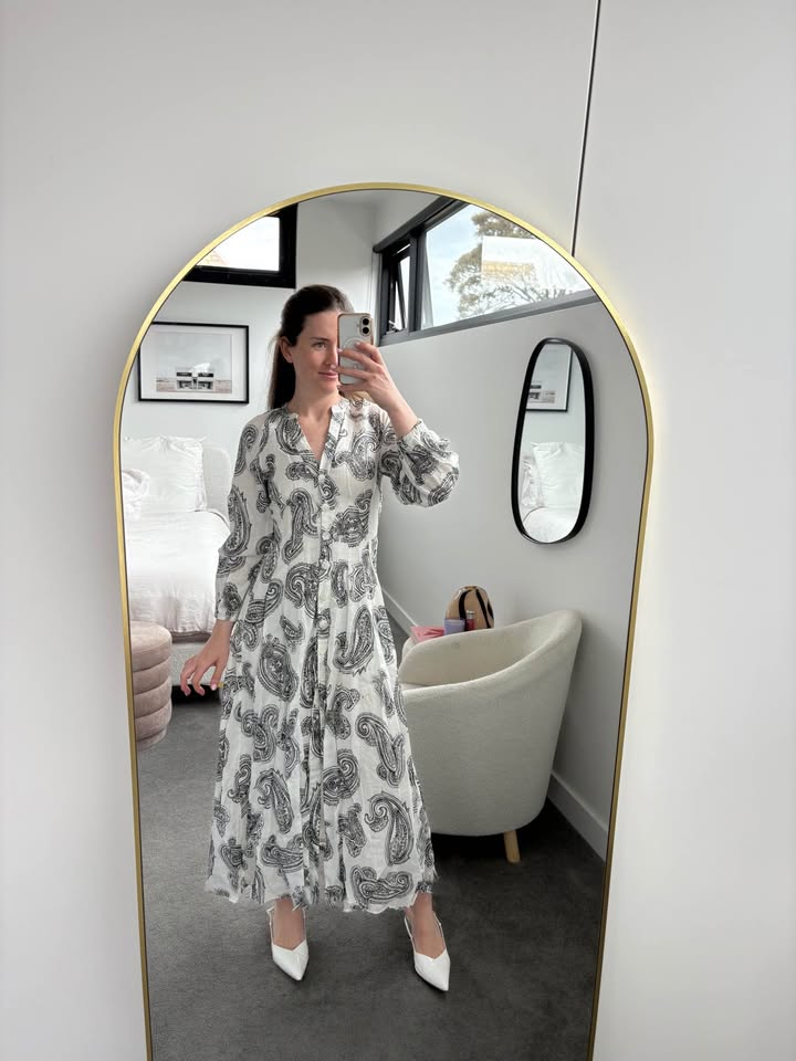 Country Road Maxi Dress - size 4