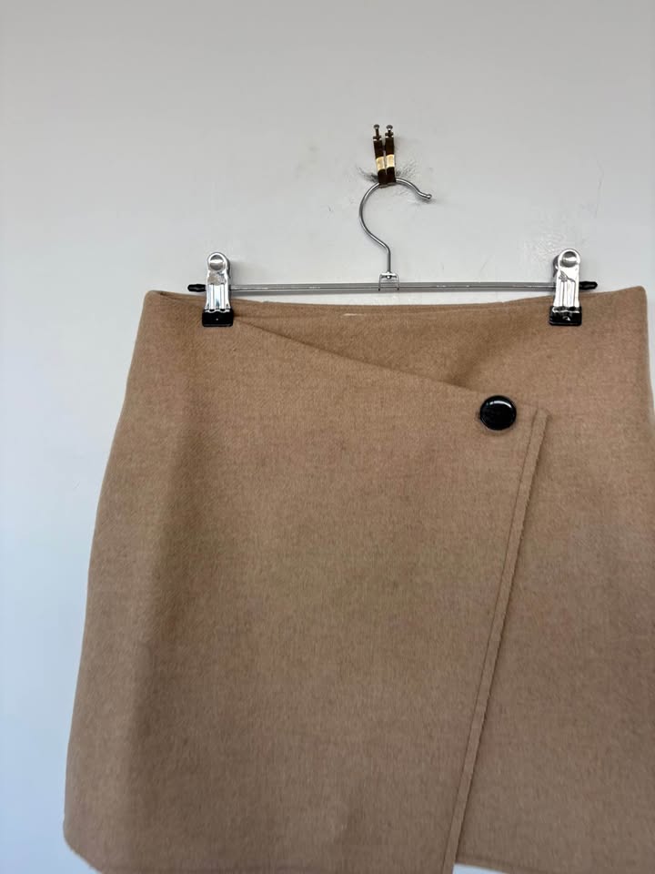 H&M Wool Blend Skirt - size 8