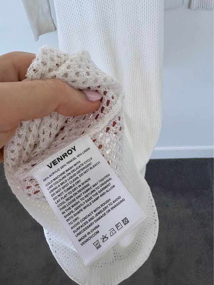 Venroy Maxi Dress - size xs