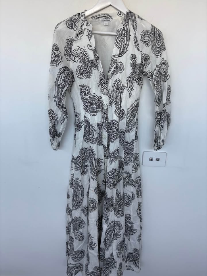 Country Road Maxi Dress - size 4