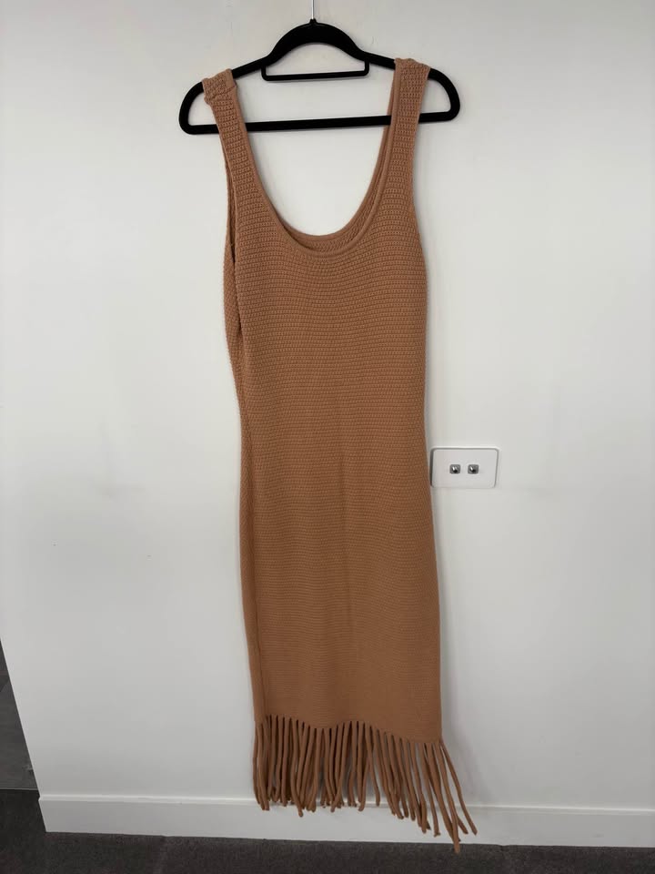 ROAME Maxi Dress - size 1