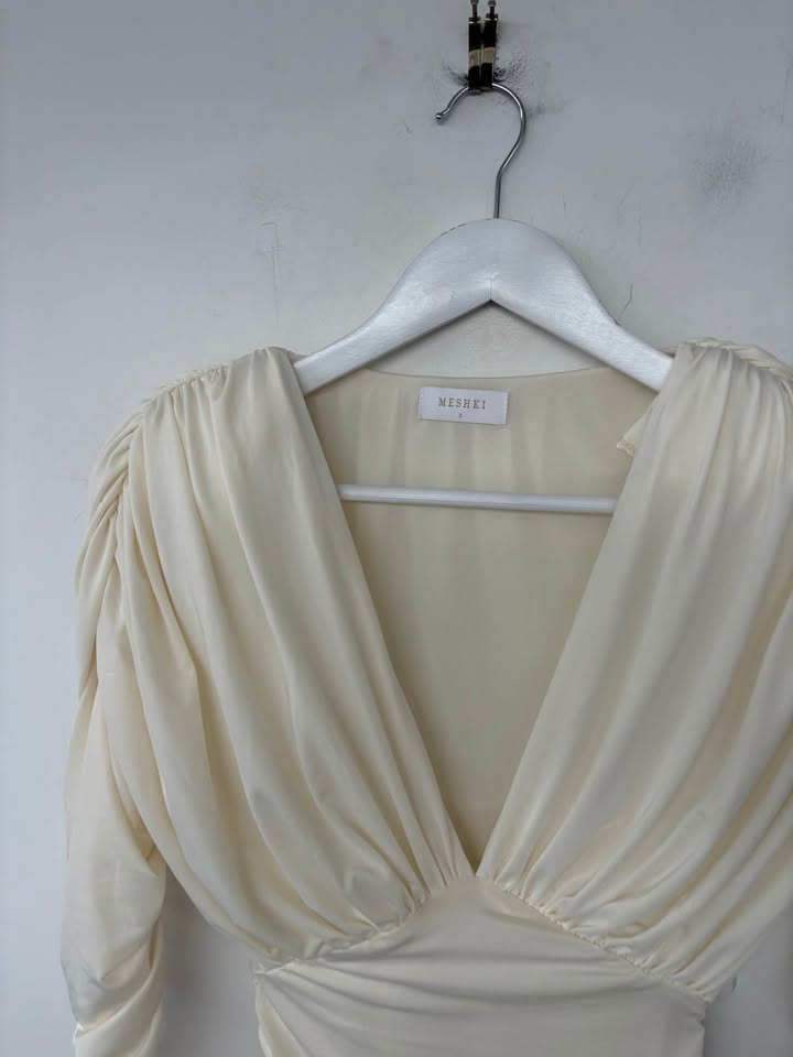 MESHKI Maxi Dress - size small