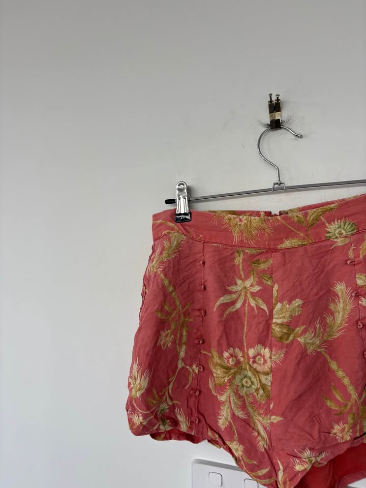 Sir the label shorts - size 2