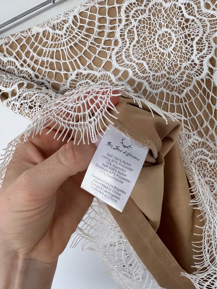 For love and lemons skirt - size large