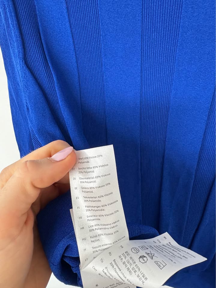Cos Knit Polo - size large