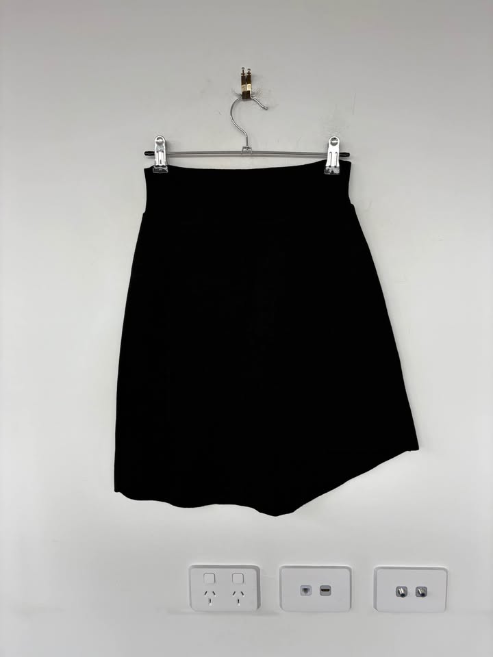 Scanlan Theodore Crepe Knit Skirt - size 8