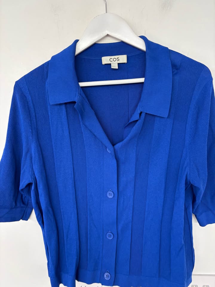 Cos Knit Polo - size large