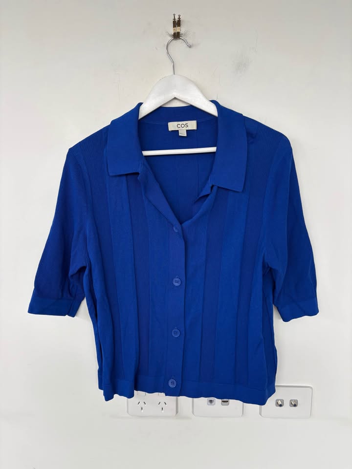 Cos Knit Polo - size large