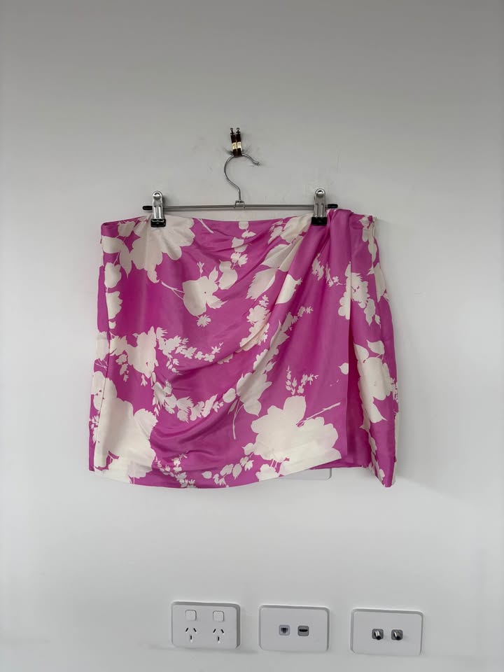 Oroton Silk Skirt - size 14