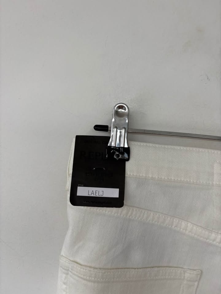 Relay Jeans - size 24 BNWT