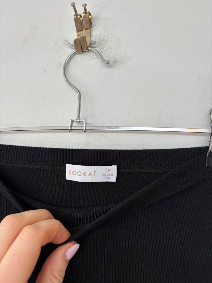 KOOKAI Skirt - size 6