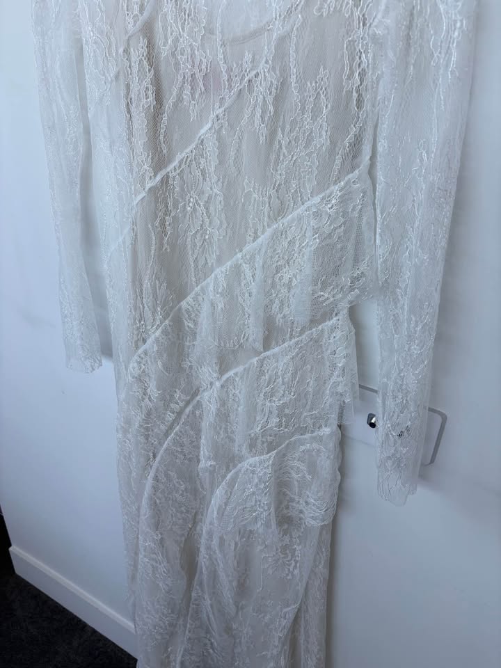 Manning Cartell Lace Dress - size 8