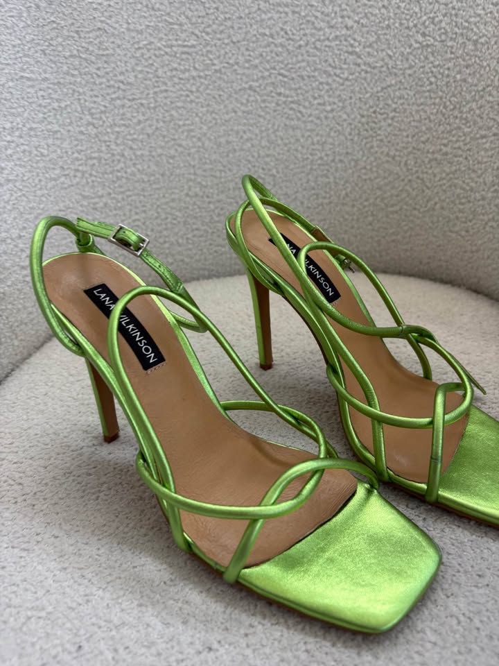 Lana Wilkinson Heels - size 40