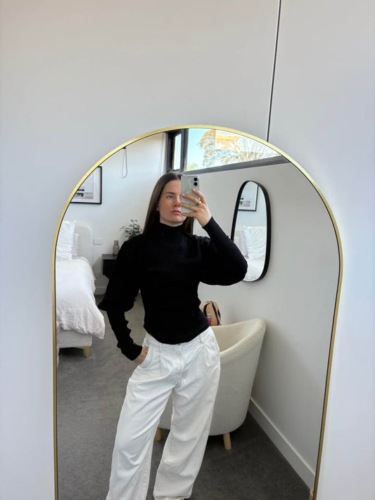 Bassike Top - size xs