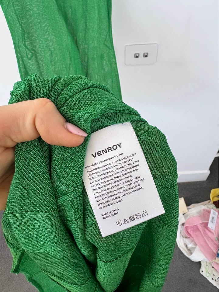 Venroy Dress - size small
