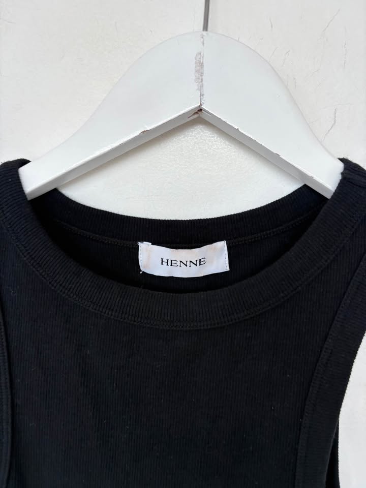 Henne Bodysuit - size small