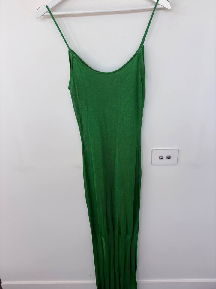 Venroy Dress - size small