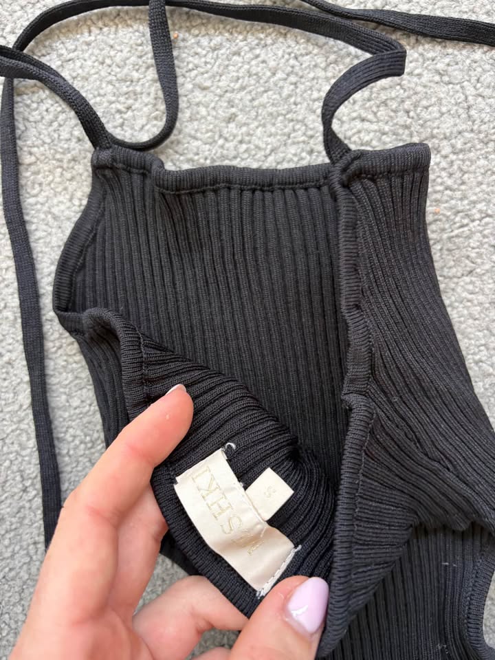 MESHKI Dress - size small