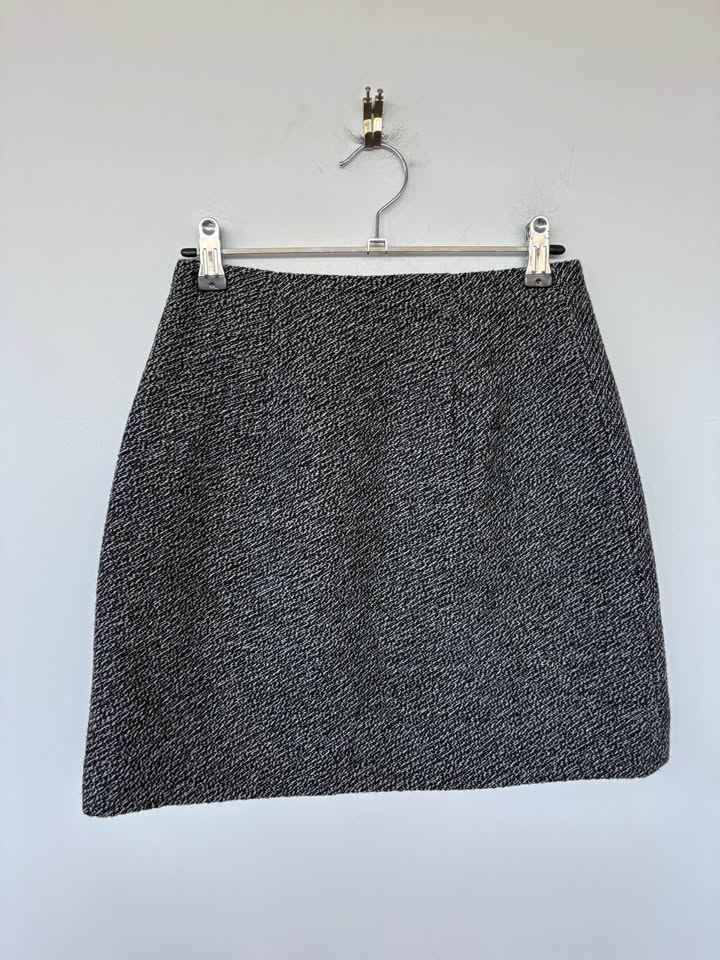 Forever New Skirt - size 6 BNWT