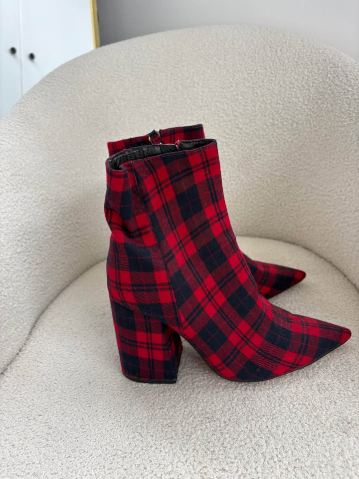 Alias Mae Boots - size 40
