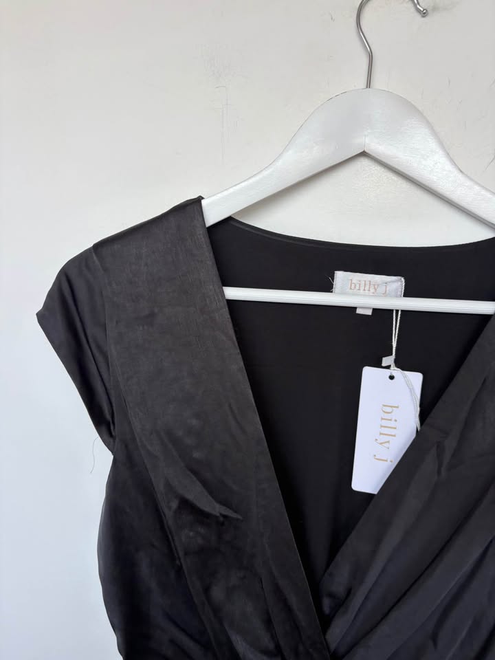Billy J Dress - size 8 BNWT