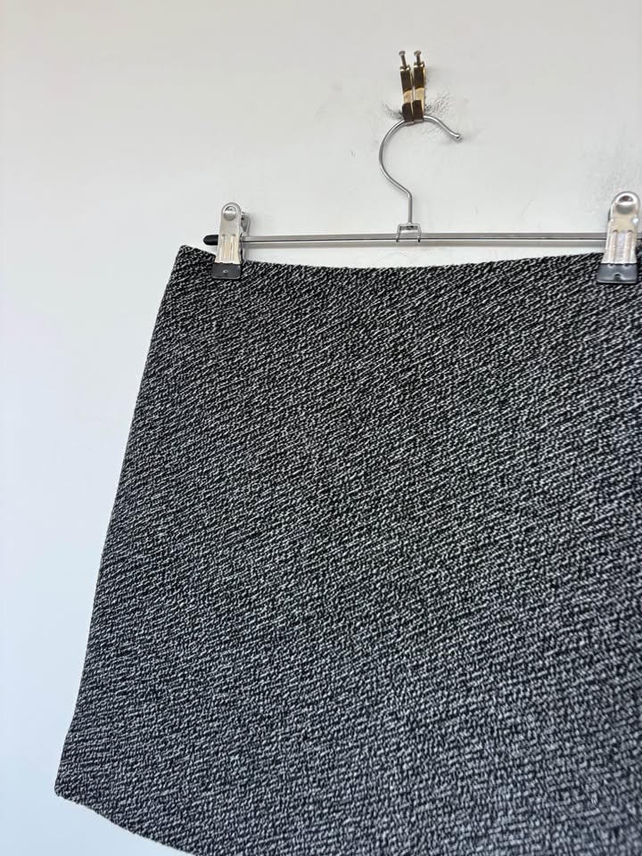 Forever New Skirt - size 6 BNWT
