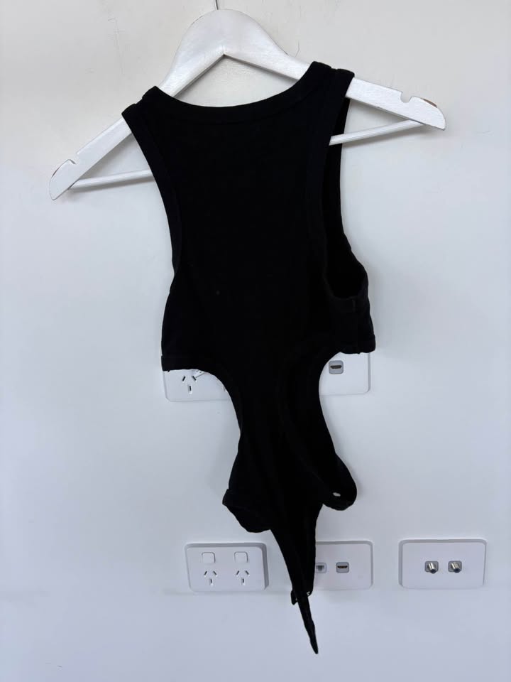 Henne Bodysuit - size small