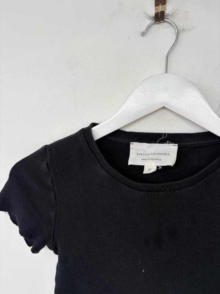 Viktoria and Woods Top - size 00