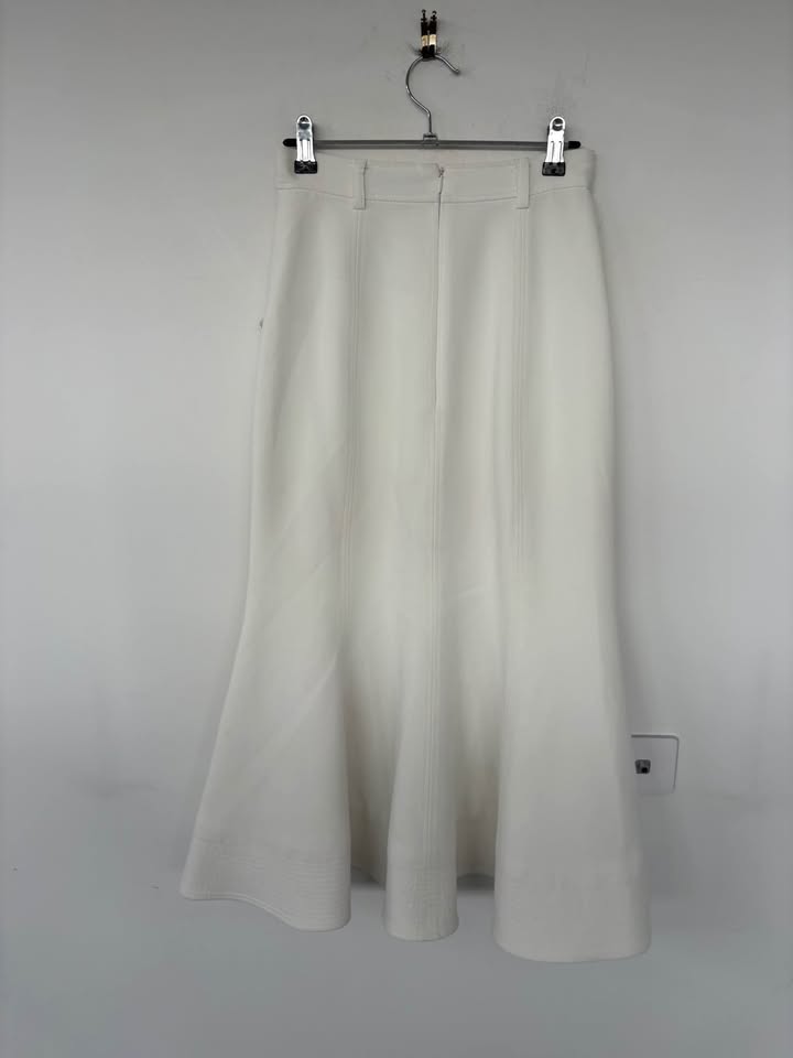Cmeo Skirt - size small