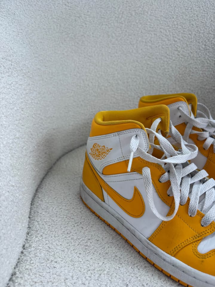 Nike Air Jordans - size 40.5