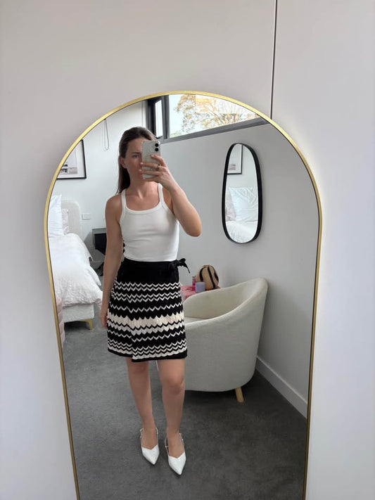 Onte Wrap Skirt - size small BNWT