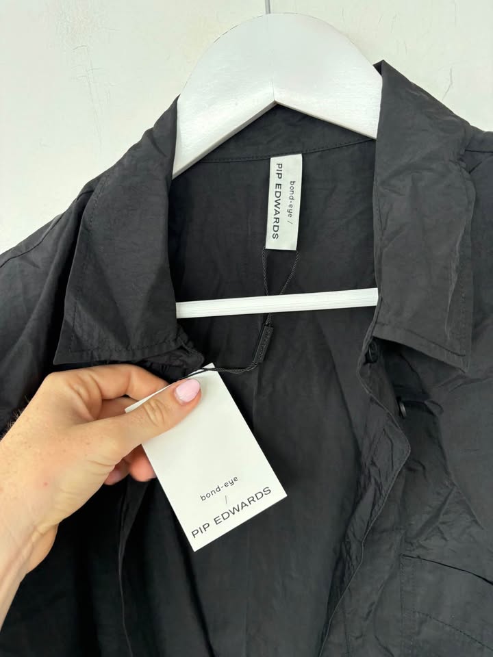 Bond-Eye Shirt and Skirt Set - size XS/S