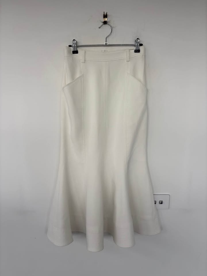 Cmeo Skirt - size small