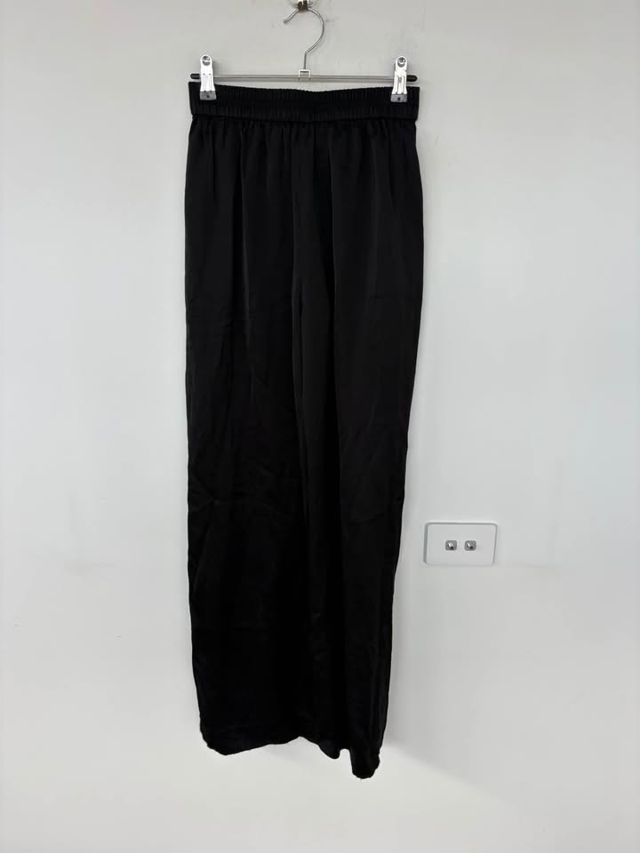 Viktoria and Woods Pants - size 00
