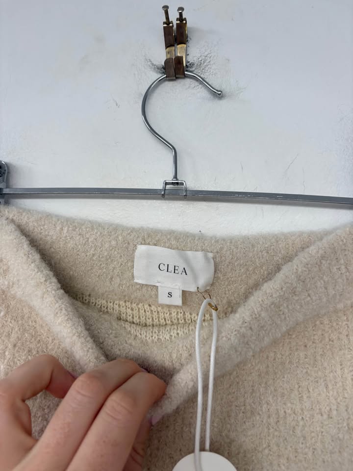 Clea Skirt - size small BNWT