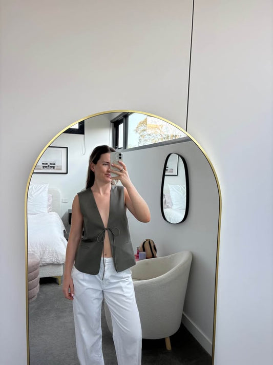 St Agni Vest - size medium BNWT