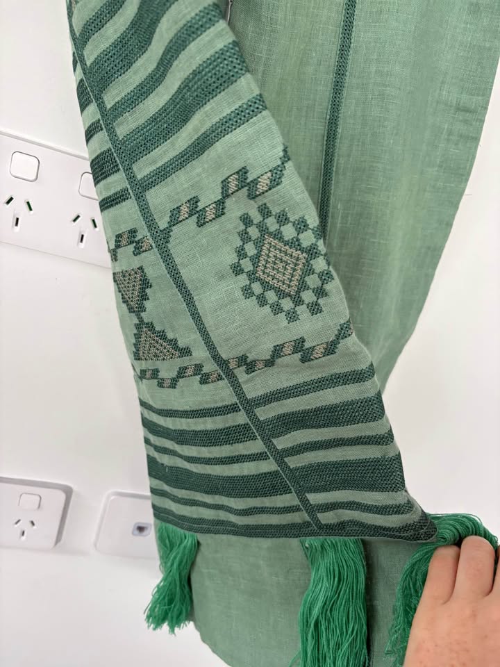 Sarah J Curtis Skirt - size small
