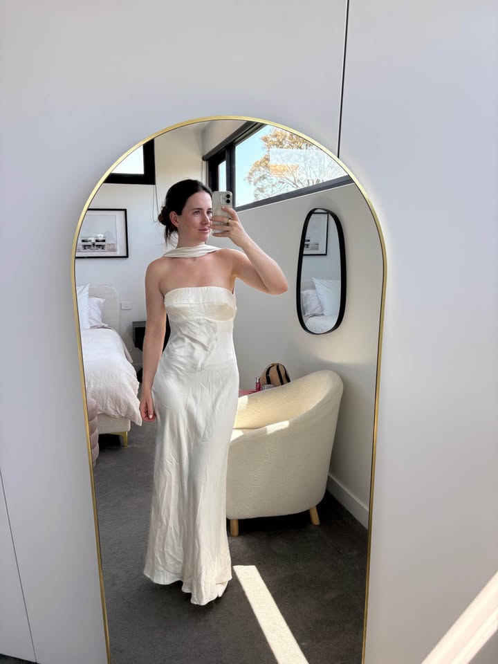 Selfie Leslie Dress - size 8