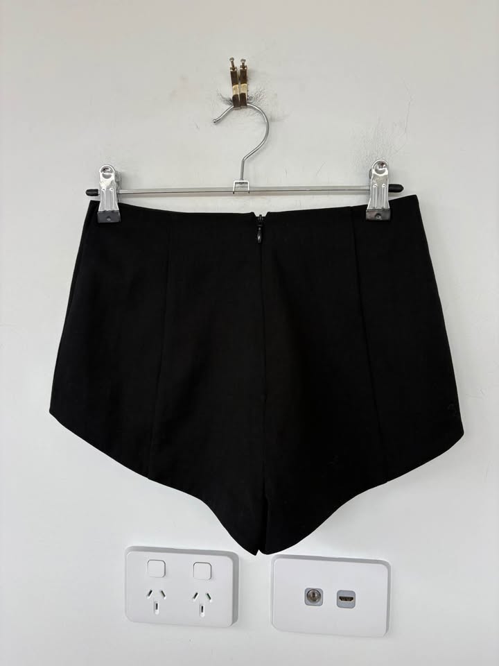 St Agni Shorts - size XS
