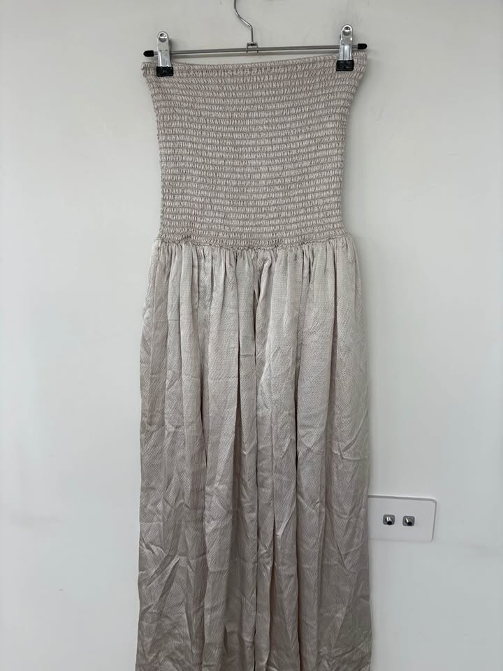 Viktoria and Woods Dress - size 1