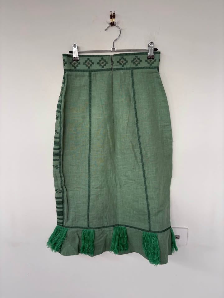 Sarah J Curtis Skirt - size small
