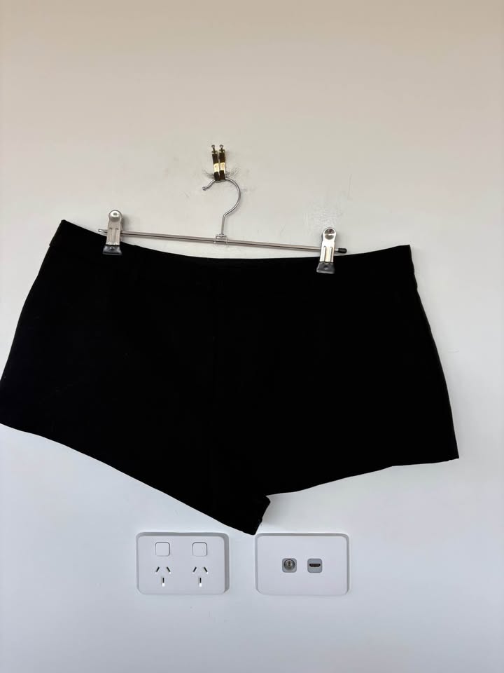 Sir the label Shorts - size 3 BNWT