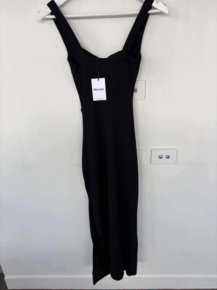 Show Po Dress - size 6 BNWT