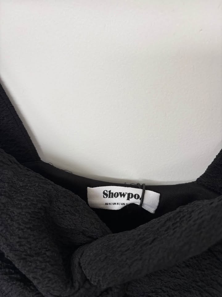 Show Po Dress - size 6 BNWT