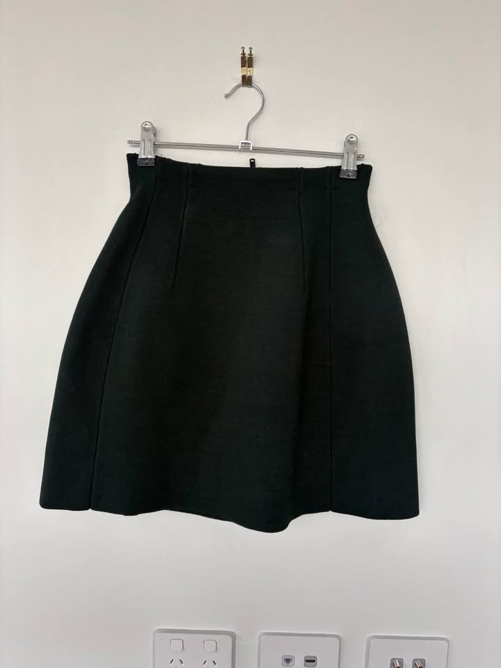 Scanlan Theodore Green Skirt - size XS
