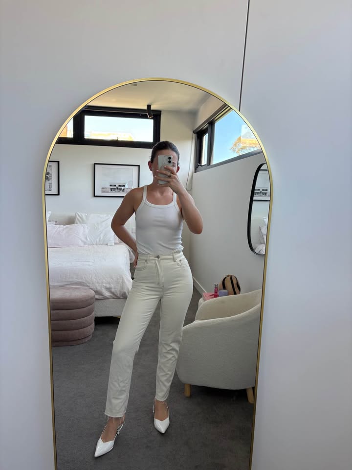 Elka Collective Jeans - size 8